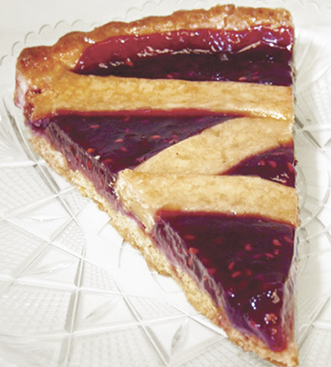 11" Raspberry Linzer Tart