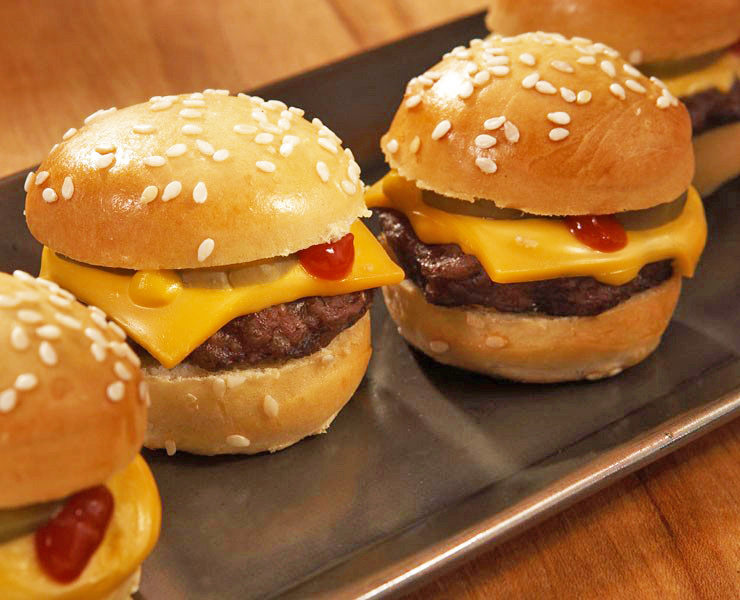 Black Angus Mini Cheeseburgers