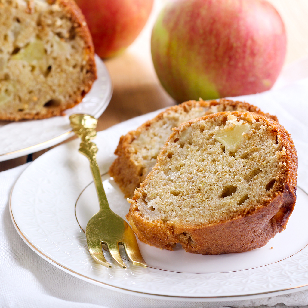 10" Jewish Apple Bundt Cake