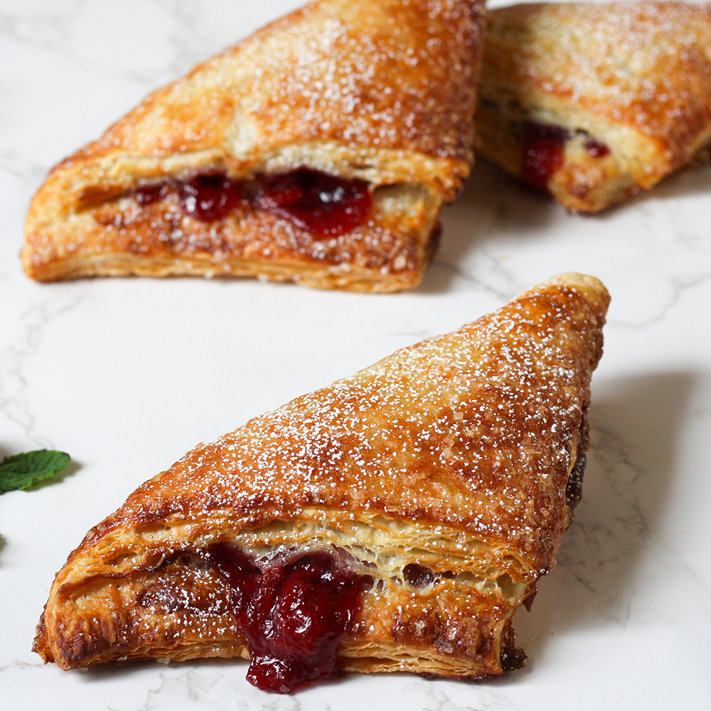 Large Natural Cherry Turnover, FTO