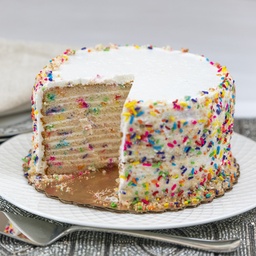 [CBG5004] 7" Smith Island Celebration Cakes