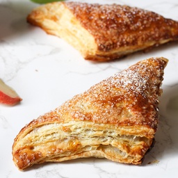 [CG10-5362] Large Natural Apple Turnover, FTO