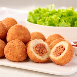 [EF1610] Stuffed Casava/Yuca Ball w/Beef & Pork (Papa Rellena)