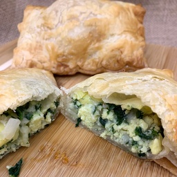 [EFH-106] Hand Pie Spinach Egg & Gruyere 4oz.
